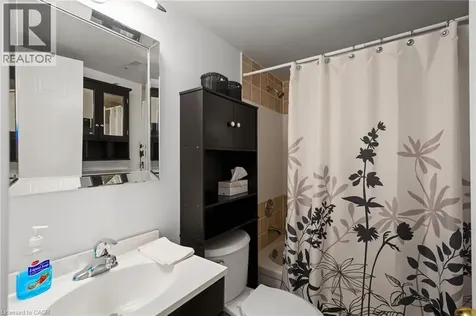 117 Bristol Road East Mississauga ON L4Z 3P7