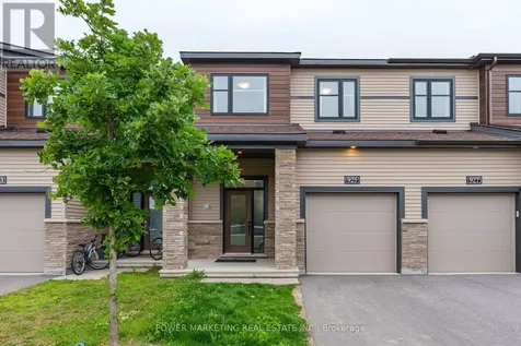 925 Athenry Court Ottawa ON K2J 7C9