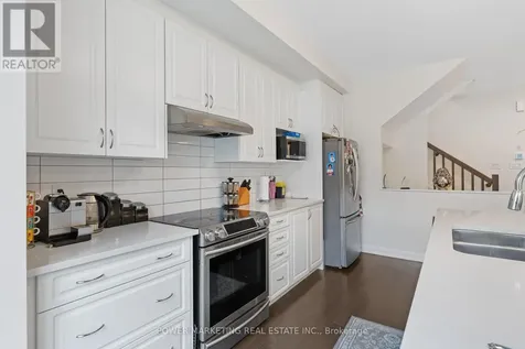 925 Athenry Court Ottawa ON K2J 7C9