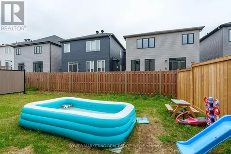 925 Athenry Court Ottawa ON K2J 7C9