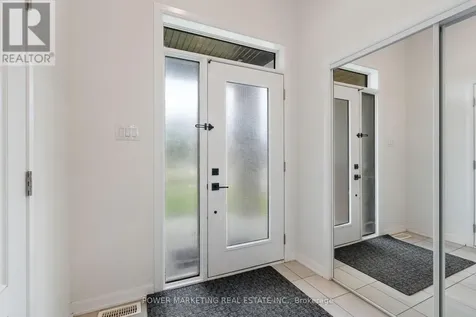 925 Athenry Court Ottawa ON K2J 7C9
