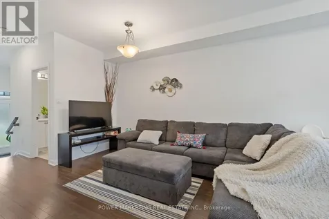 925 Athenry Court Ottawa ON K2J 7C9