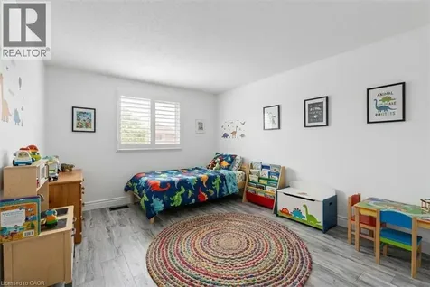 256 Tait Crescent Fergus ON N1M 3P7
