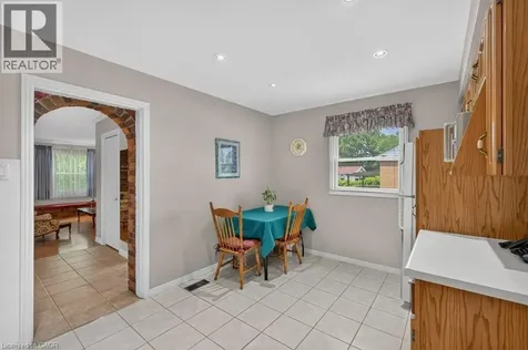 476 East 37th Street Hamilton ON L8V 4B9