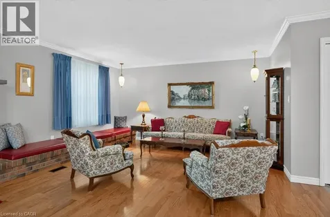 476 East 37th Street Hamilton ON L8V 4B9
