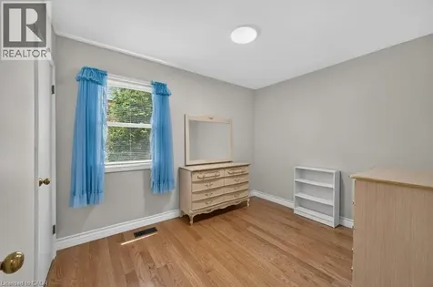 476 East 37th Street Hamilton ON L8V 4B9