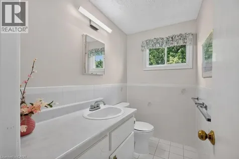 476 East 37th Street Hamilton ON L8V 4B9