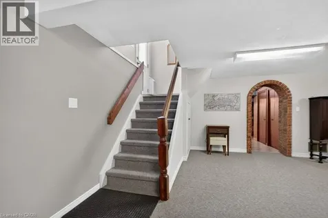 476 East 37th Street Hamilton ON L8V 4B9