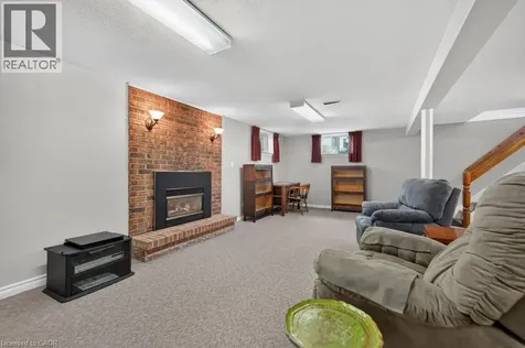 476 East 37th Street Hamilton ON L8V 4B9