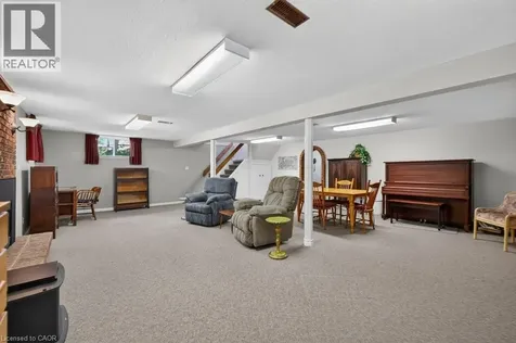 476 East 37th Street Hamilton ON L8V 4B9