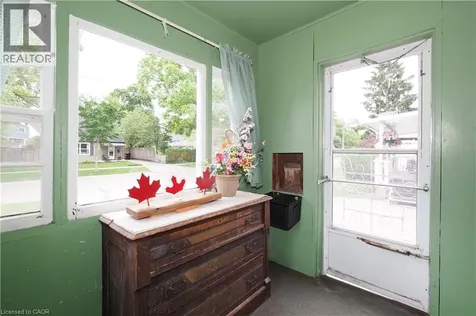 88 Glen Road Kitchener ON N2M 3E8