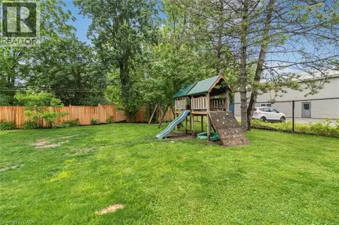 811 Tamarac Street Dunnville ON N1A 2E5