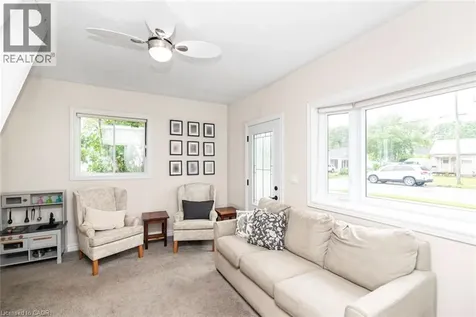 811 Tamarac Street Dunnville ON N1A 2E5