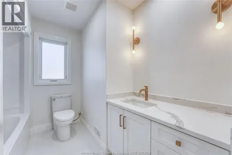367 Mayrand Street Lasalle ON N9J 0E7