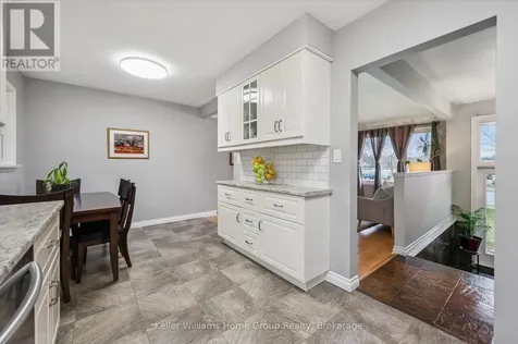44 Meyer Drive Guelph (st. George's) ON N1E 4H2
