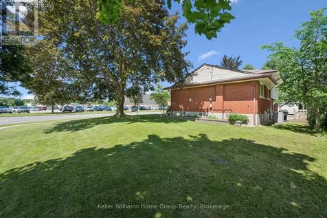 44 Meyer Drive Guelph (st. George's) ON N1E 4H2