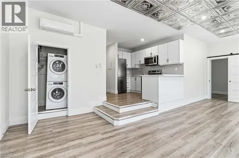 140 Dalhousie Street Brantford ON N3T 2J3