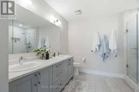 26 Howard Williams Court Uxbridge ON L9P 0R2