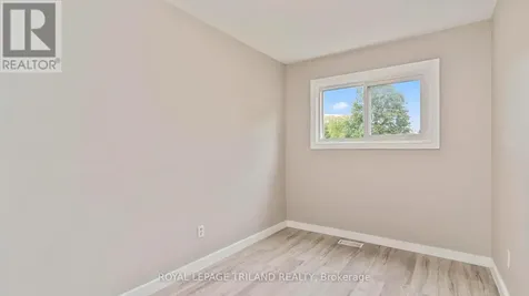 50 Fairview Avenue St. Thomas ON N5R 4X6