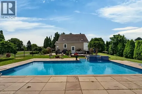 5331 Greenlane Road Beamsville ON L3J 2J3
