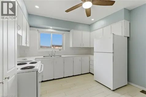 880 Lawrence Road Hamilton ON L8K 2A3