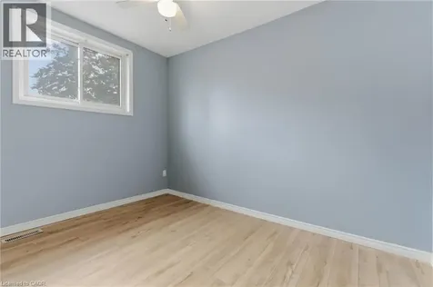 880 Lawrence Road Hamilton ON L8K 2A3