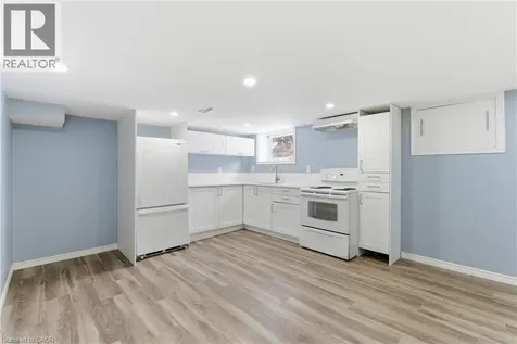 880 Lawrence Road Hamilton ON L8K 2A3