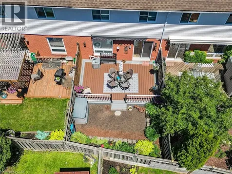 16 Walker Court Grimsby ON L3M 5J5