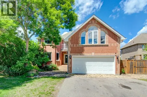 14 Antrim Court East Caledon ON L7C 1R1