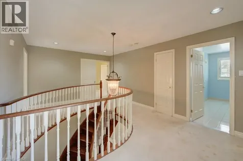 14 Antrim Court East Caledon ON L7C 1R1