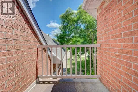 14 Antrim Court East Caledon ON L7C 1R1