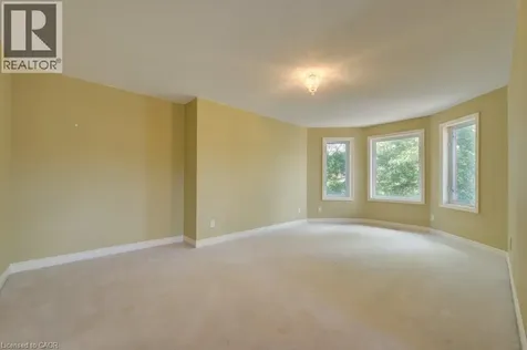 14 Antrim Court East Caledon ON L7C 1R1