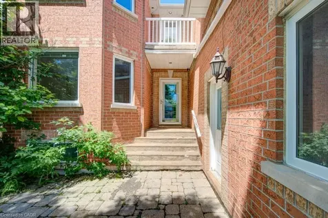 14 Antrim Court East Caledon ON L7C 1R1