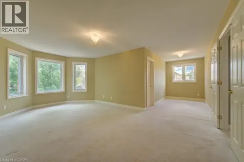 14 Antrim Court East Caledon ON L7C 1R1