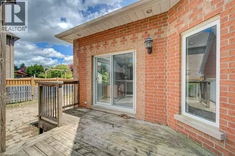 14 Antrim Court East Caledon ON L7C 1R1