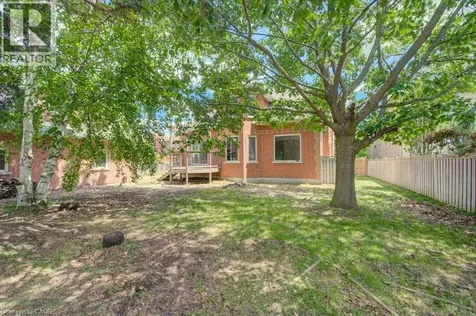14 Antrim Court East Caledon ON L7C 1R1