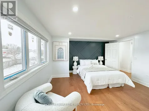 498 Bankside Drive Kitchener ON N2N 3J3