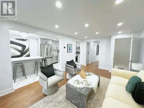 498 Bankside Drive Kitchener ON N2N 3J3
