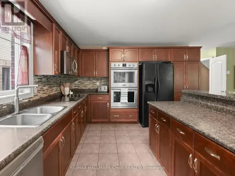 192 Muriel Street Shelburne ON L9V 3E3