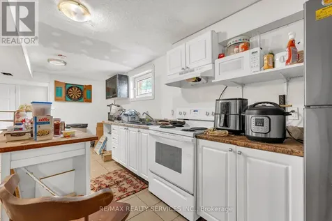 94 Gage Avenue Kitchener ON N2G 2E2