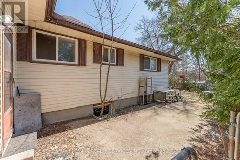 94 Gage Avenue Kitchener ON N2G 2E2