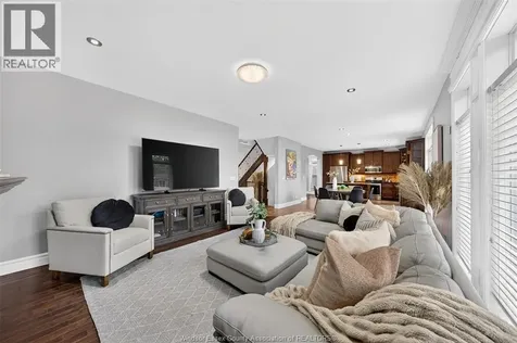 510 Huron Street Lasalle ON N9J 3Z4