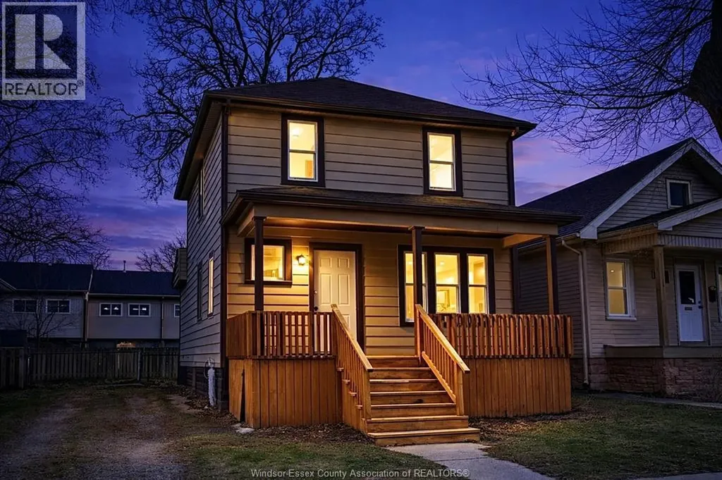 3463 Harris Street Windsor ON N9C 1N6