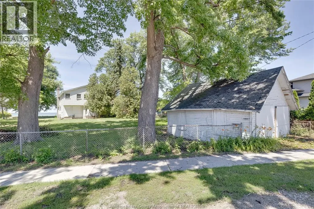 13110 Riverside Drive East Tecumseh ON N8N 2M6