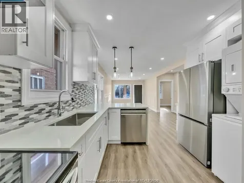 1568 York Street Windsor ON N8X 1W4