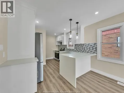 1568 York Street Windsor ON N8X 1W4