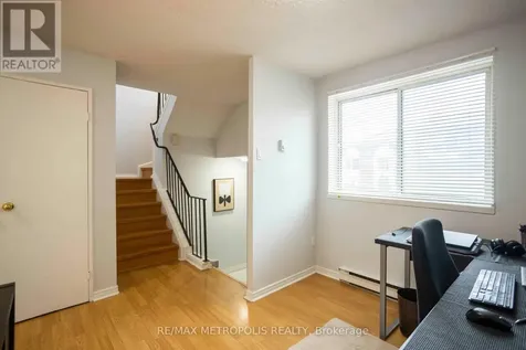 2170 Bromsgrove Road Mississauga (clarkson) ON L5J 4J2