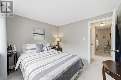 680 Lomond Crescent Burlington (shoreacres) ON L7L 2P1
