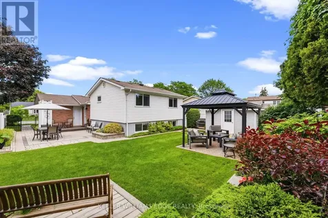 680 Lomond Crescent Burlington (shoreacres) ON L7L 2P1