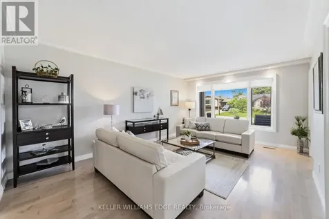 680 Lomond Crescent Burlington (shoreacres) ON L7L 2P1